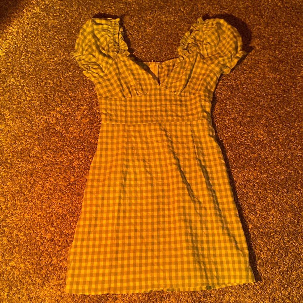 XS green shein pattern dress